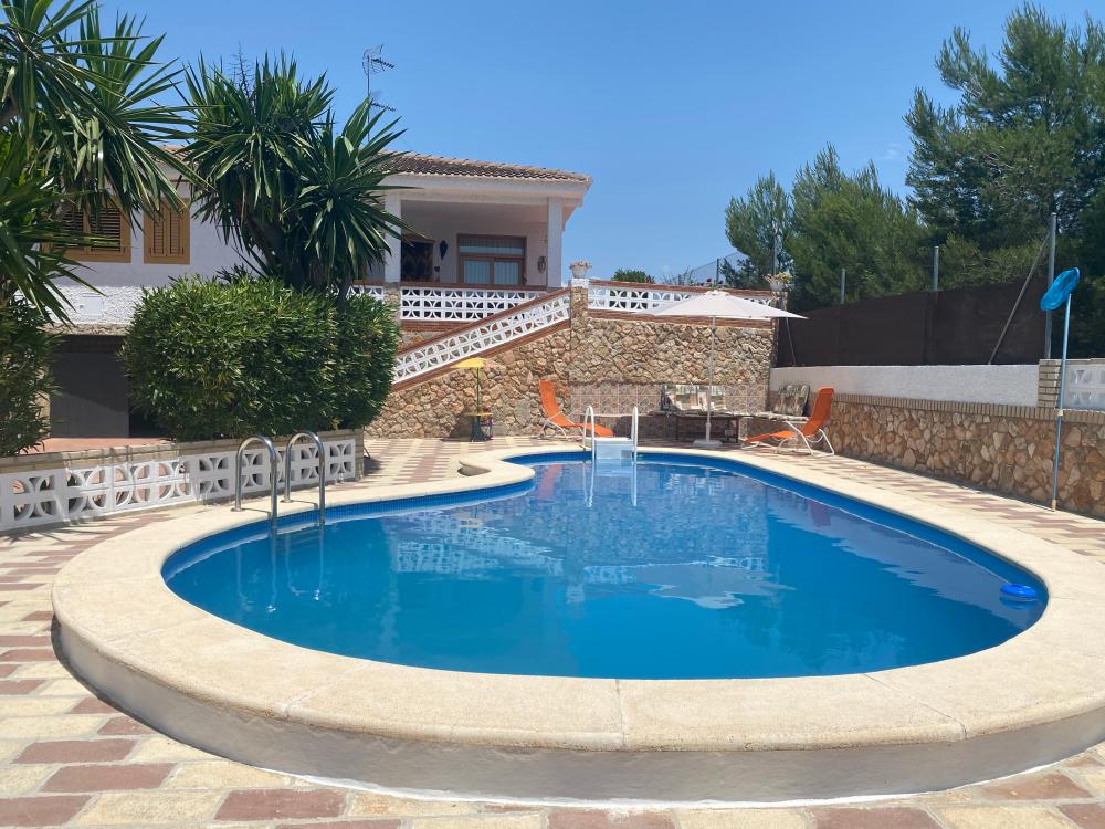  te koop villa Montserrat Ribera Alta 1