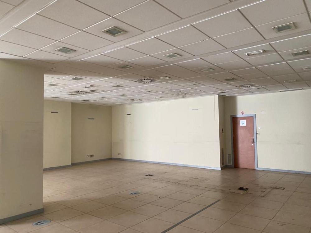  te koop bedrijfsruimte Ronda Vega De Granada 3