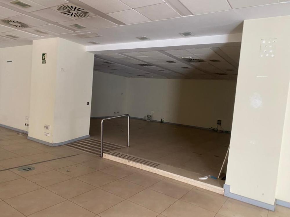  te koop bedrijfsruimte Ronda Vega De Granada 7