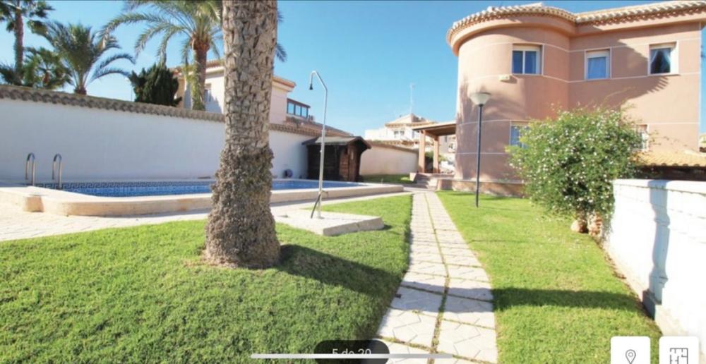  te koop villa Orihuela Costa Baix Segura 2