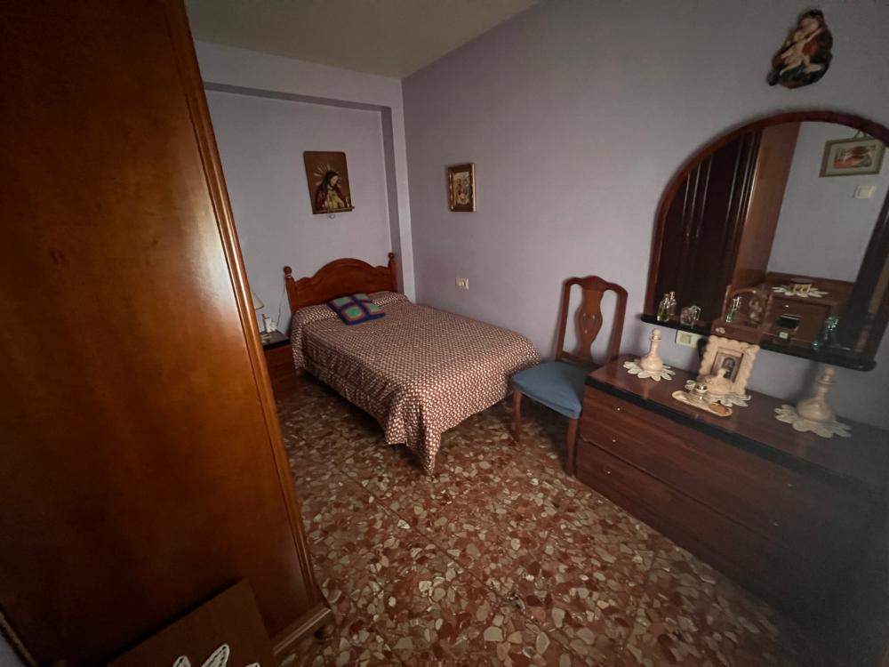  te koop huis Tozar Loja 18