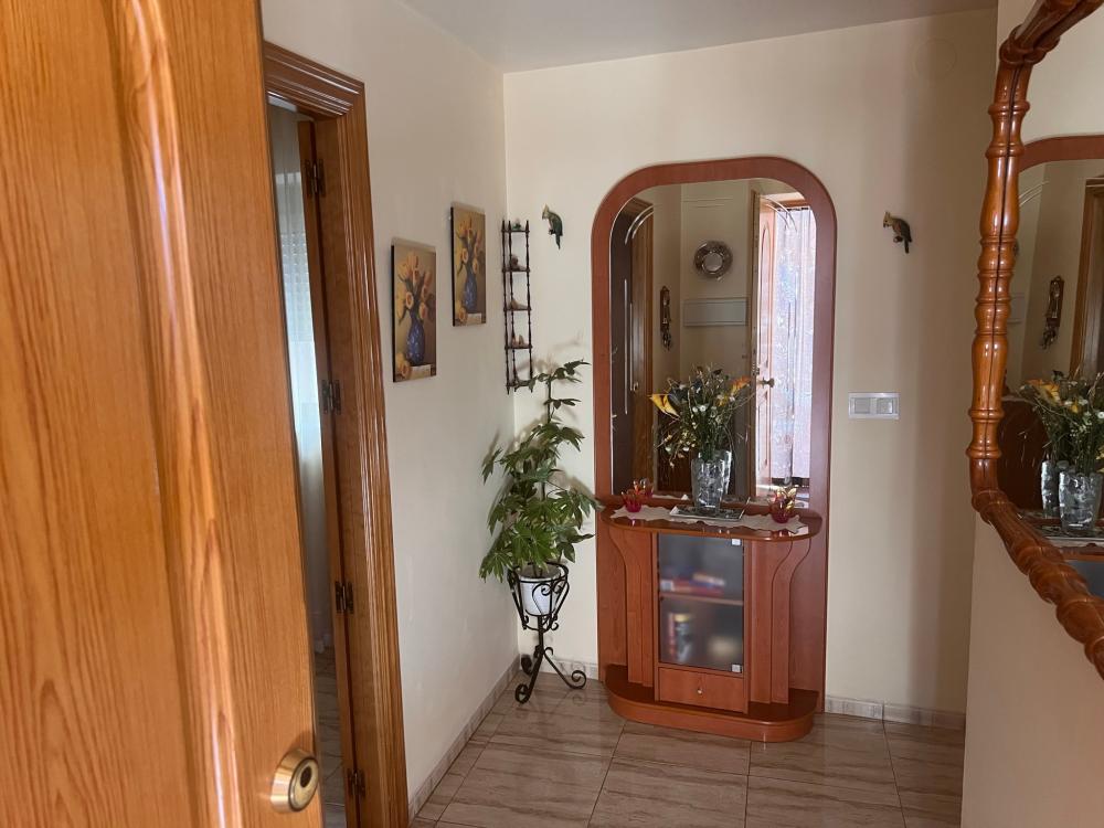  te koop huis Tozar Loja 6