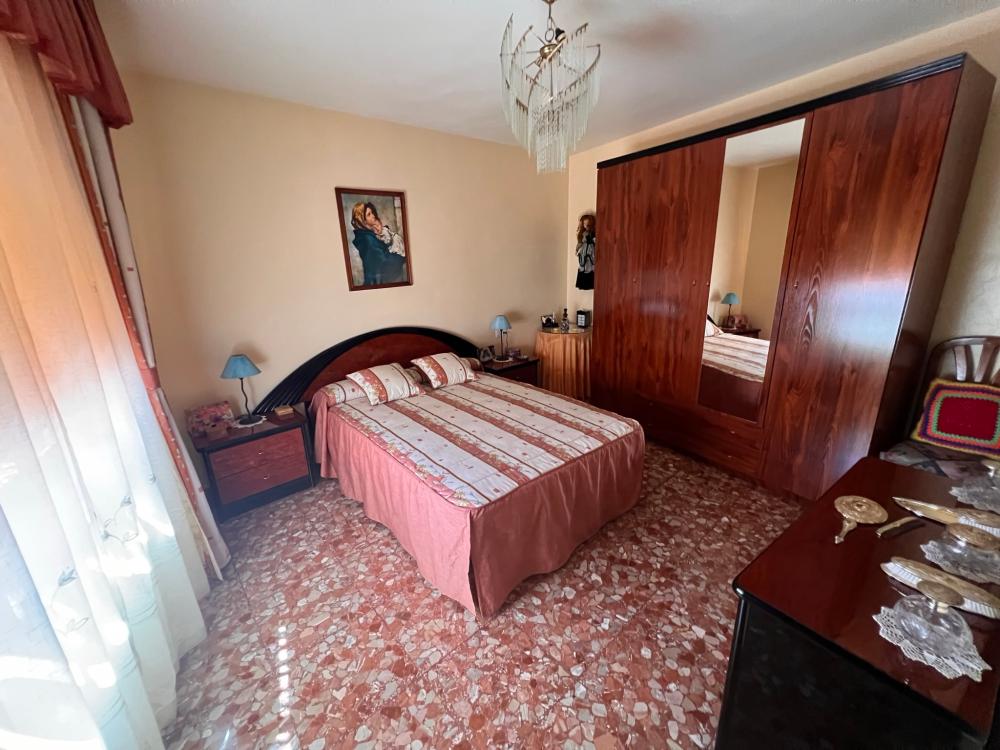  te koop huis Tozar Loja 17