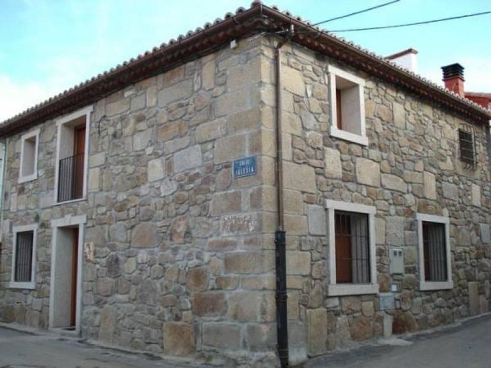  te koop huis Aldeanueva De Santa Cruz Barco De Ávila (El) 3