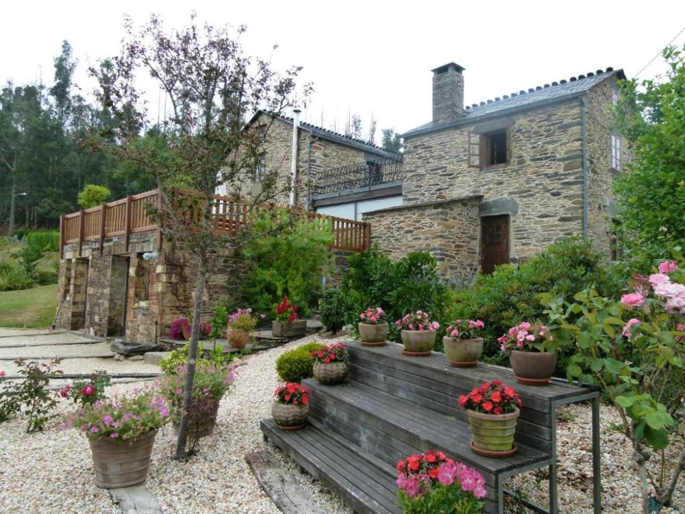  te koop hotel Monfero Eume 1