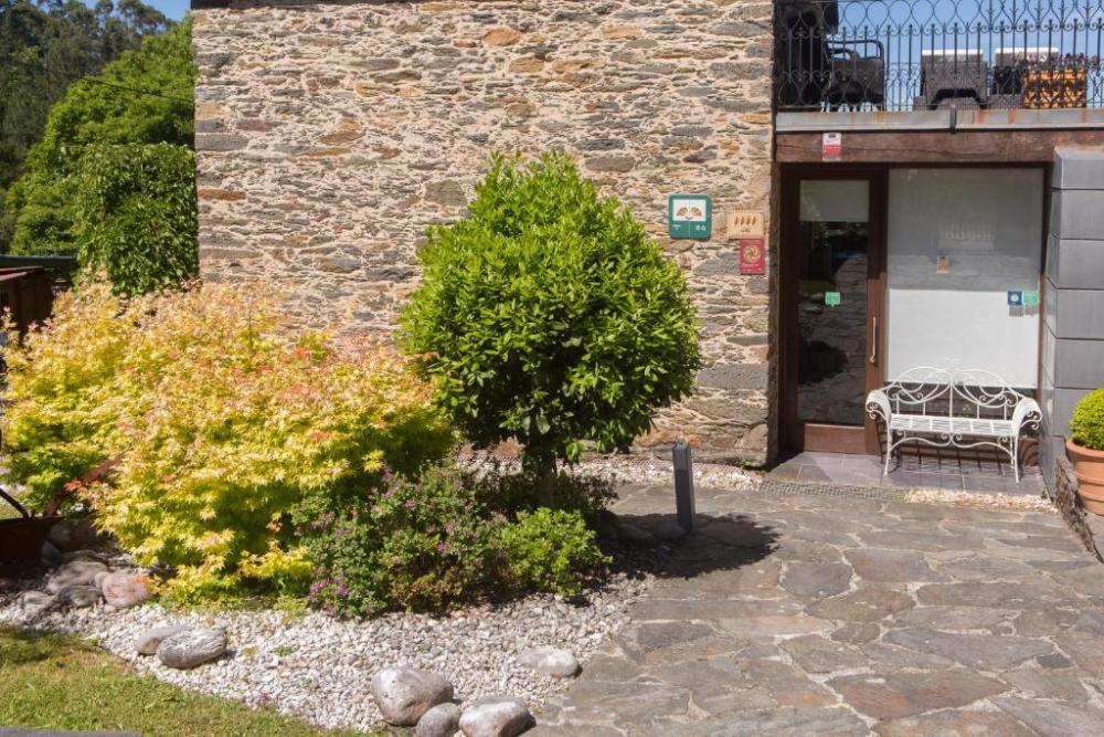  te koop hotel Monfero Eume 8