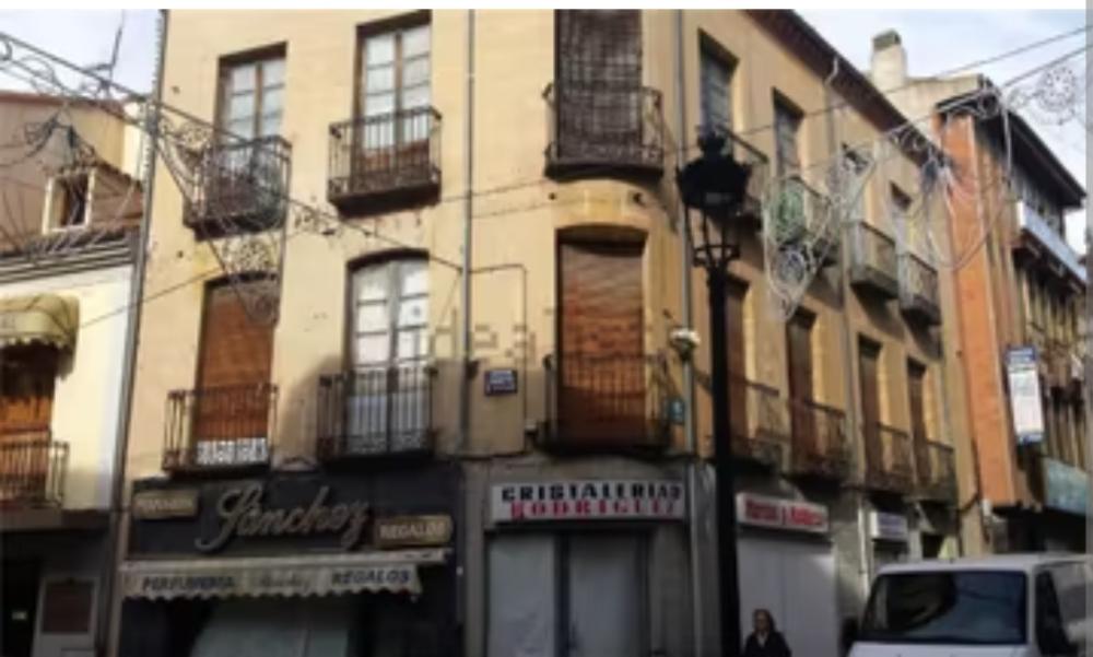  te koop gebouw Murallas Ávila 6
