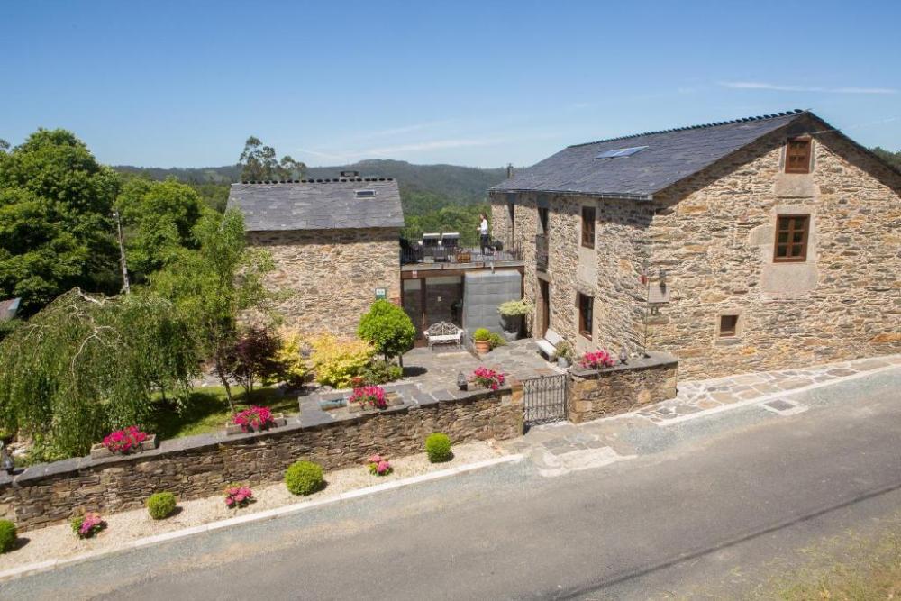  te koop hotel Monfero Eume 6