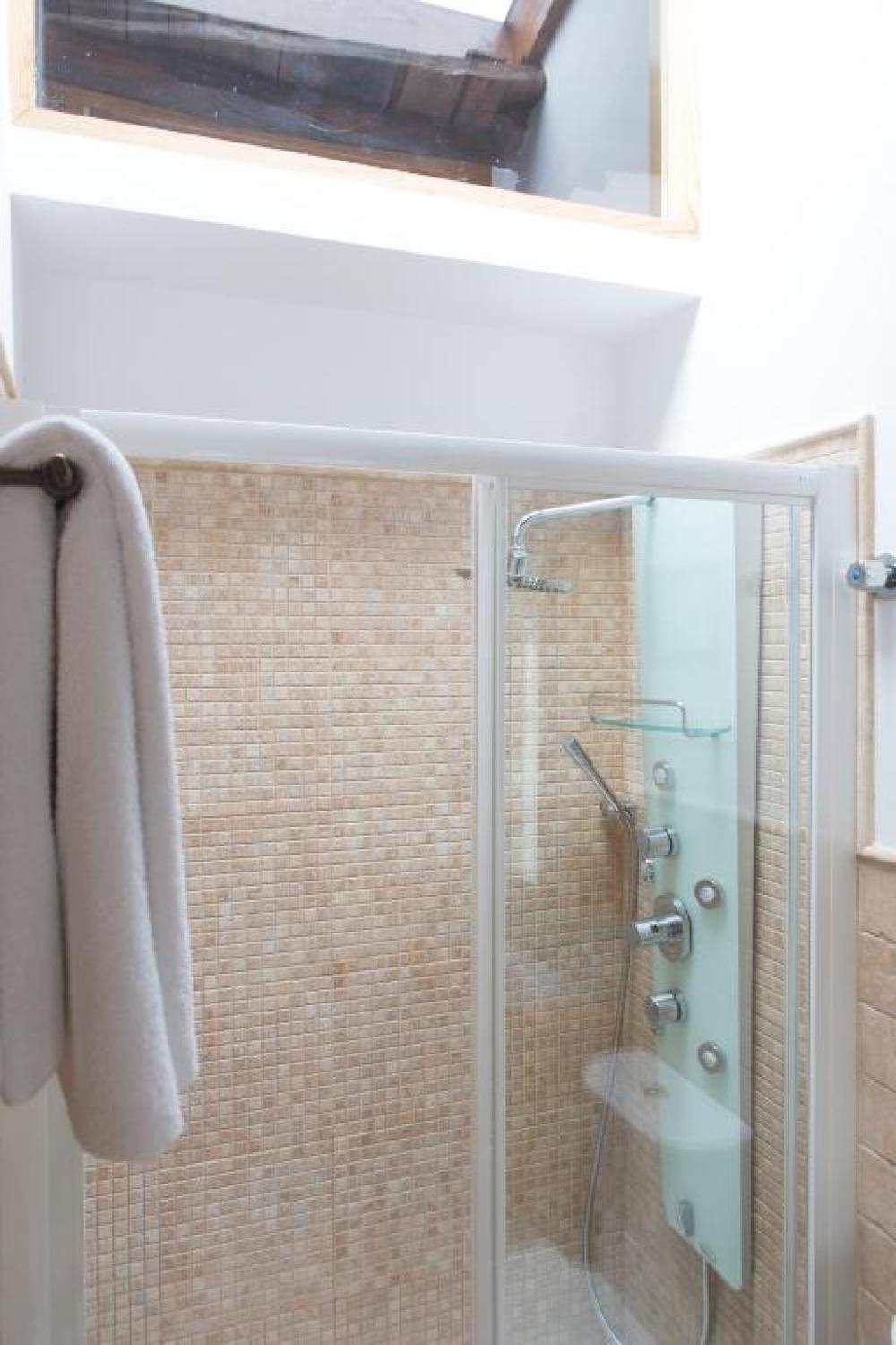  te koop hotel Monfero Eume 23