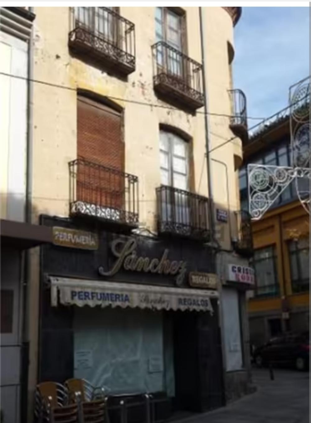  te koop gebouw Murallas Ávila 2