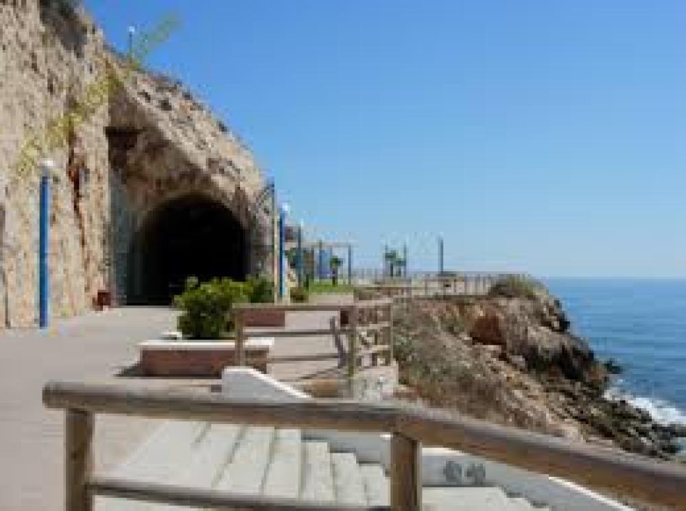  te koop twee-onder-een-kapwoning Rincón De La Victoria Axarquía 23