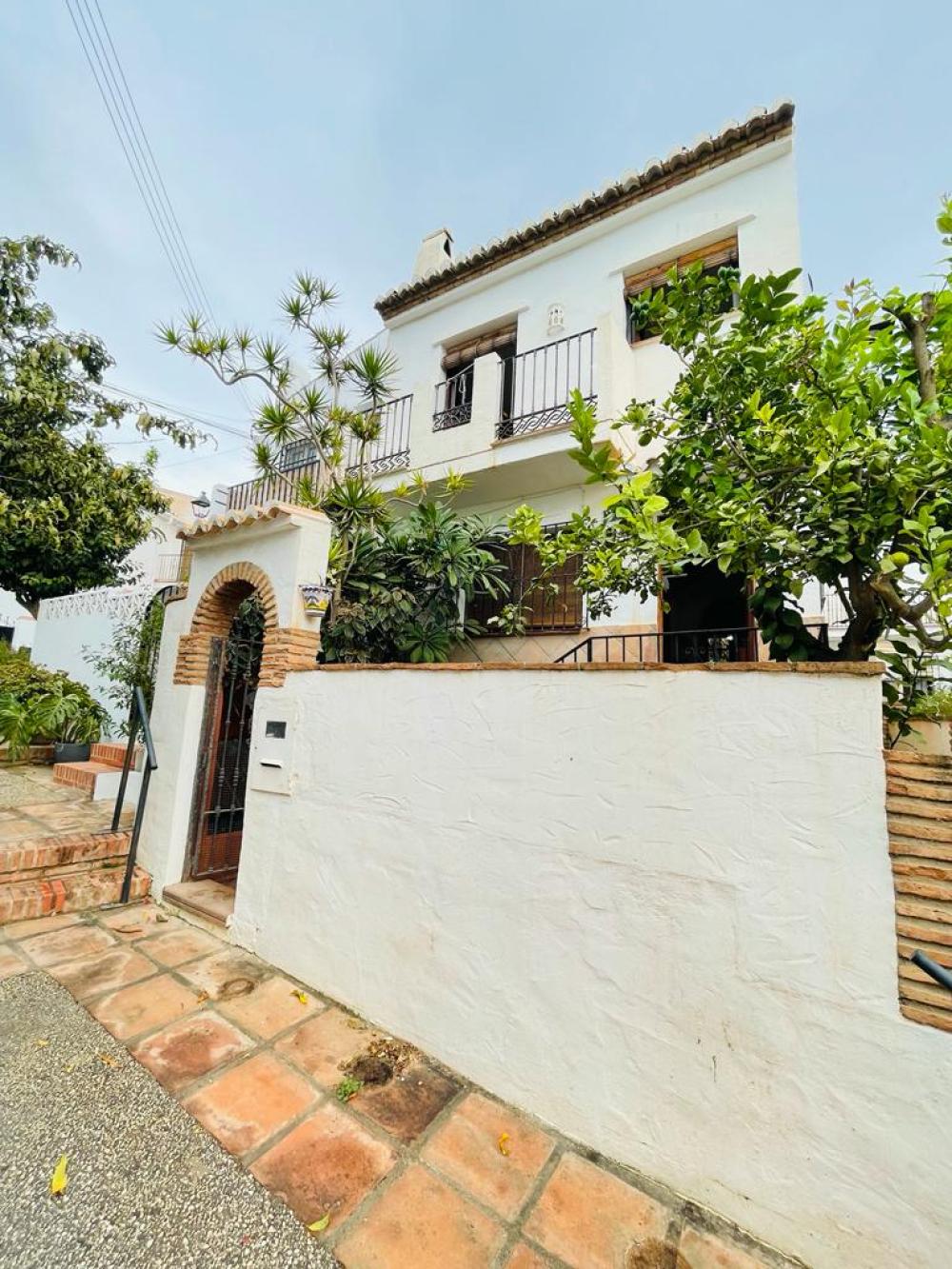 te koop twee-onder-een-kapwoning Rincón De La Victoria Axarquía 2