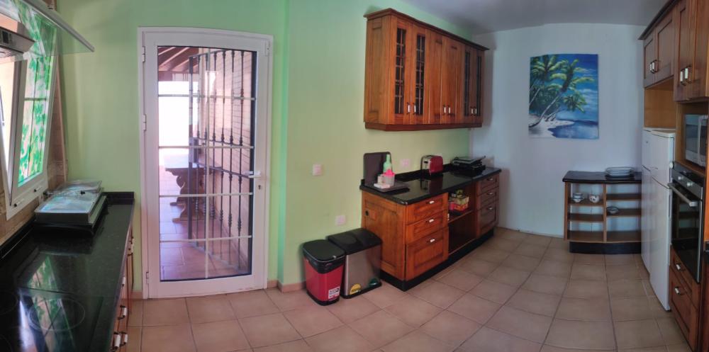  te koop twee-onder-een-kapwoning Radazul Bajo Zona Metropolitana 14