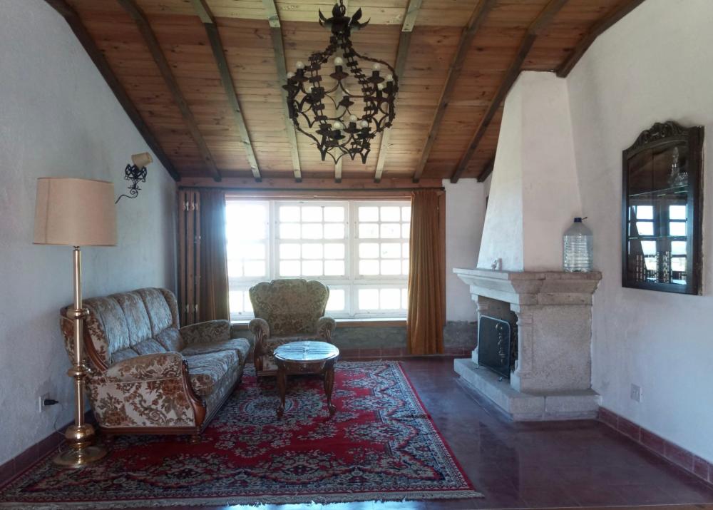  te koop boerderij Guntimil Limia 8