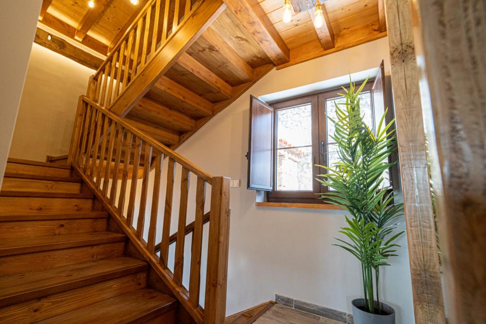  te koop huis Sotres Oriente 17