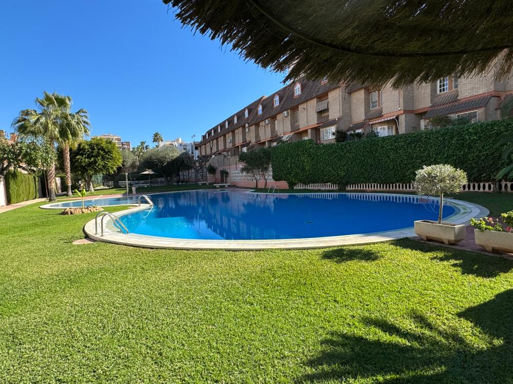  te koop rijtjeshuis Cabo De Las Huertas Alacantí 40