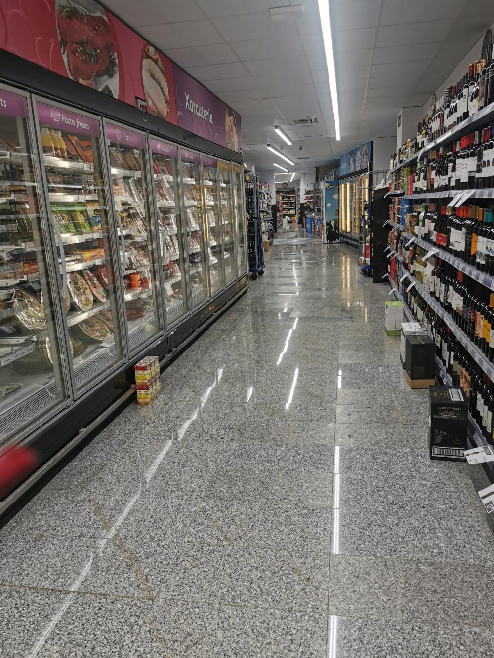  te koop bedrijfsruimte Eixample-Sant Antoni Barcelonès 5