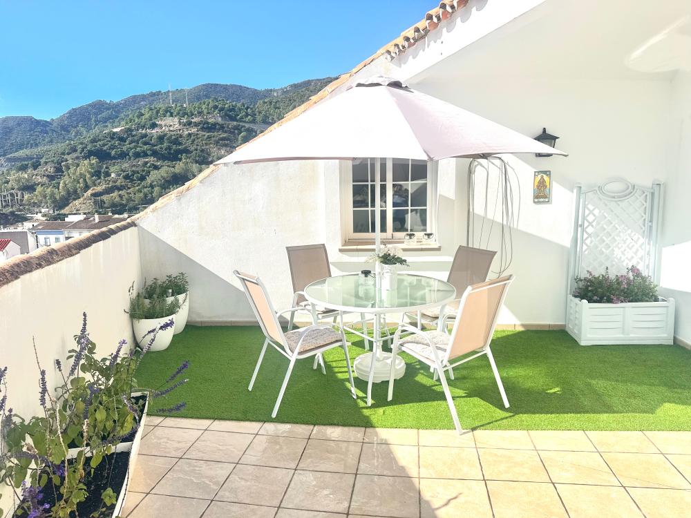  te koop twee-onder-een-kapwoning Ojén Sierra De Las Nieves 9