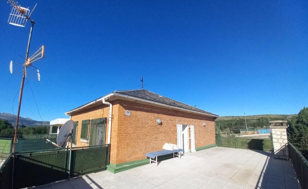  te koop villa Lozoyuela Sierra Norte 40