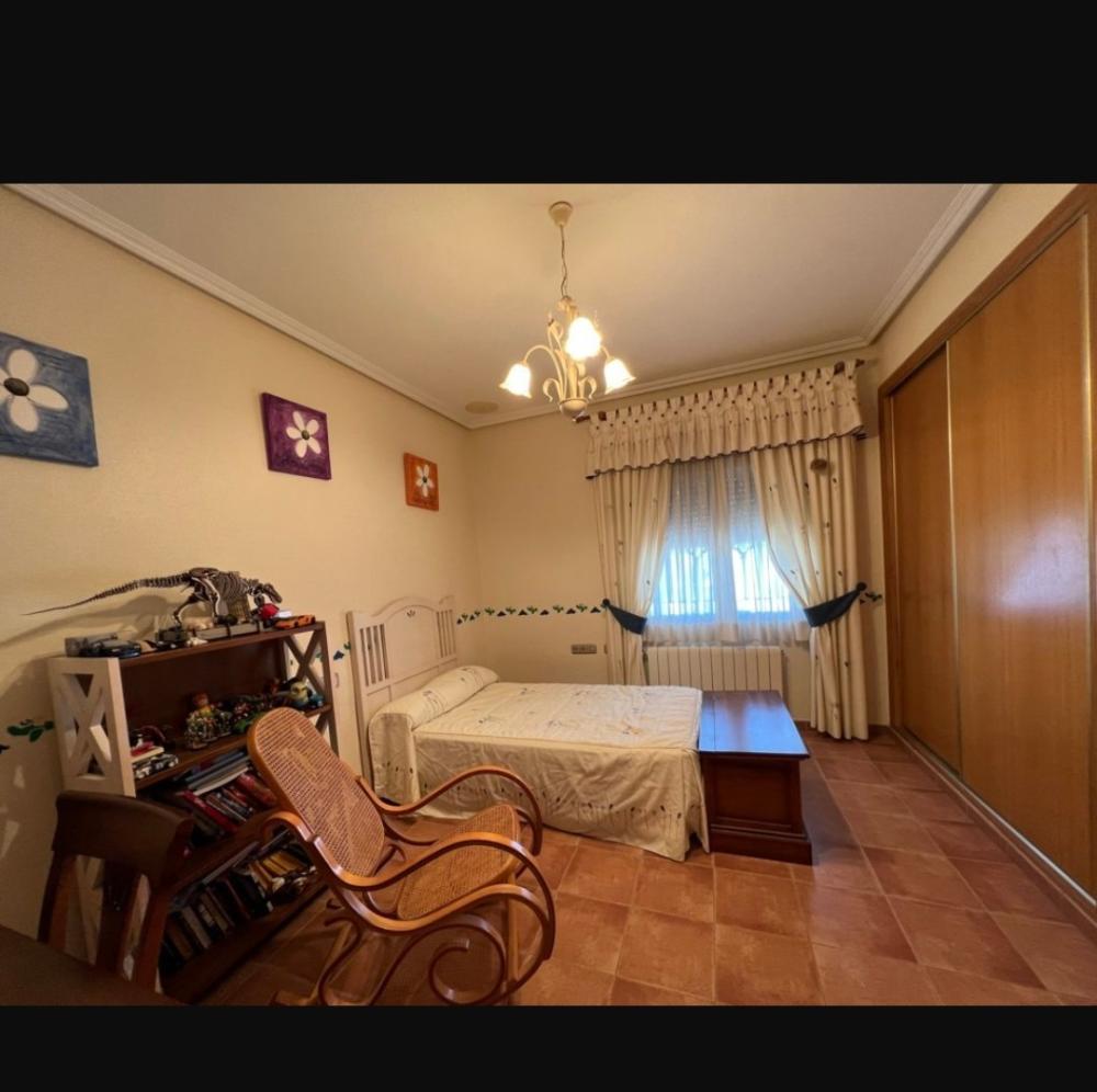  te koop villa La Umbria Oriental 15