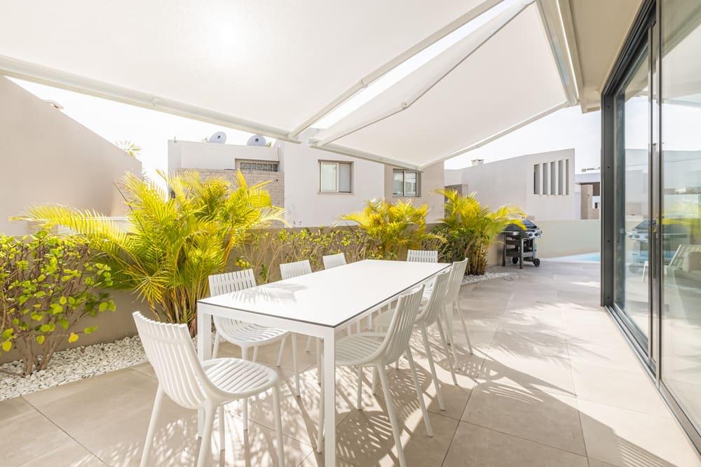  te koop villa La Caleta Zona Sur 14