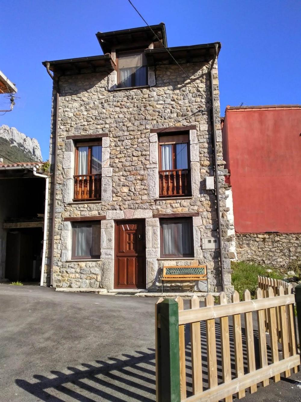  te koop huis Trescares Oriente 3