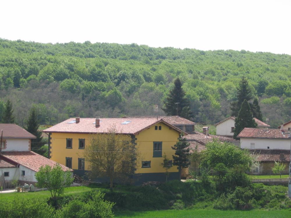  te koop hotel Obécuri Ebro 1