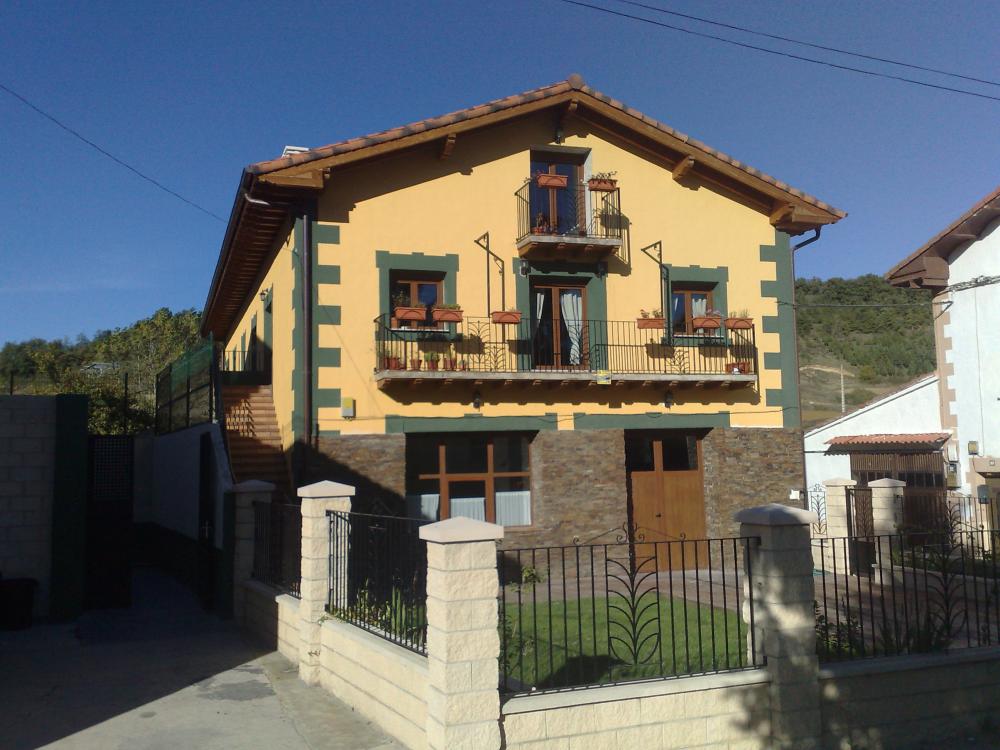  te koop hotel Obécuri Ebro 4
