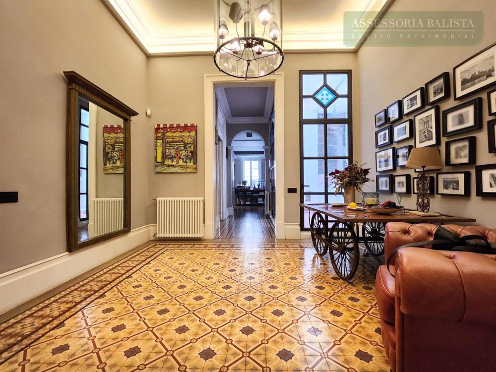  te koop appartement Ciutat Vella-Sant Pere-Santa Caterina-El Born Barcelonès 5