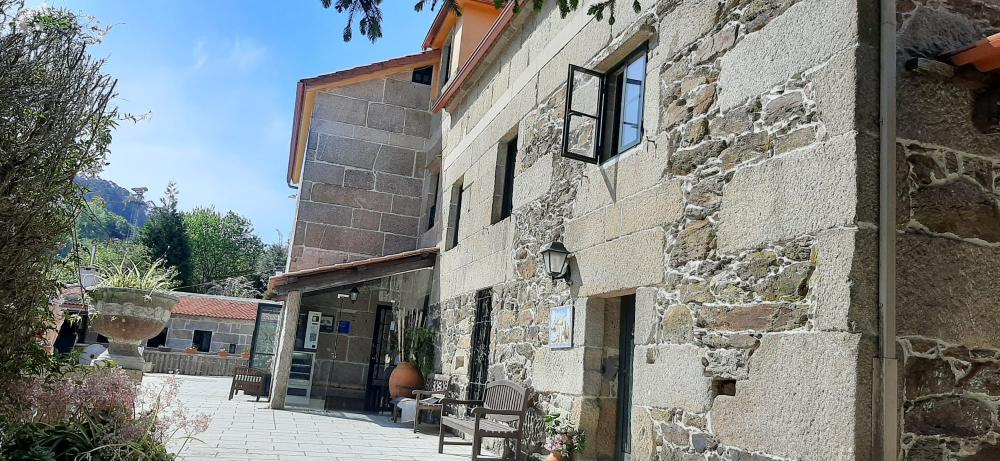  te koop hotel O Valado Morrazo 25