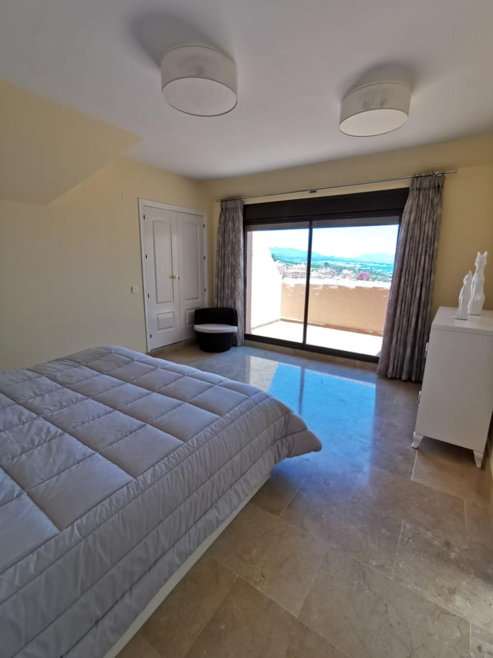  te koop penthouse Manilva Costa Del Sol Occidental 12