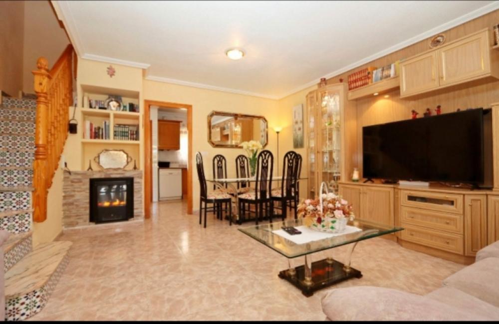  te koop rijtjeshuis Playa Flamenca Baix Segura 8