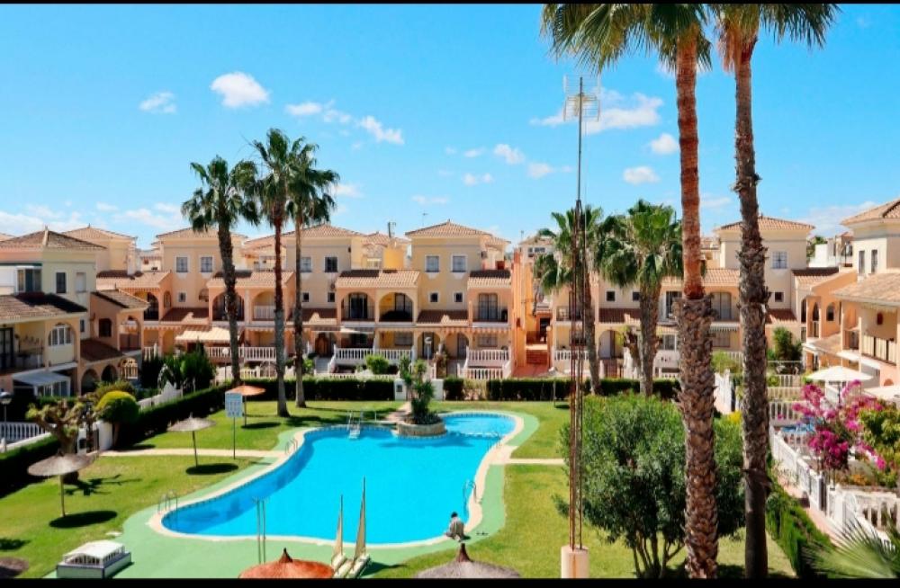  te koop rijtjeshuis Playa Flamenca Baix Segura 11