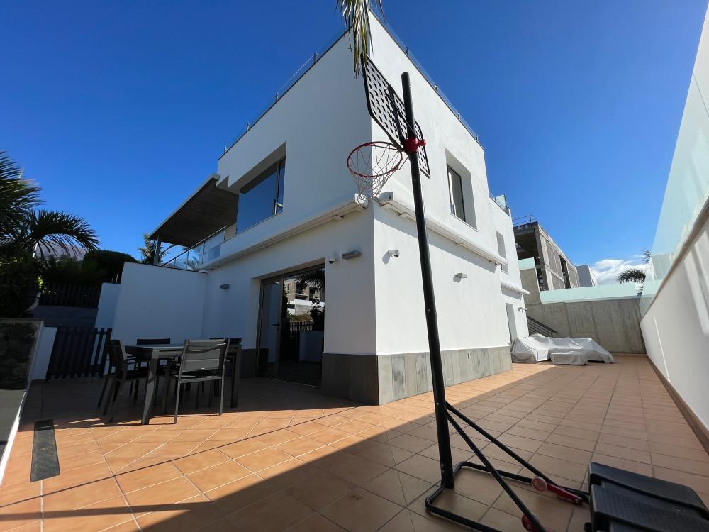  te koop villa El Durazno Zona Norte 31