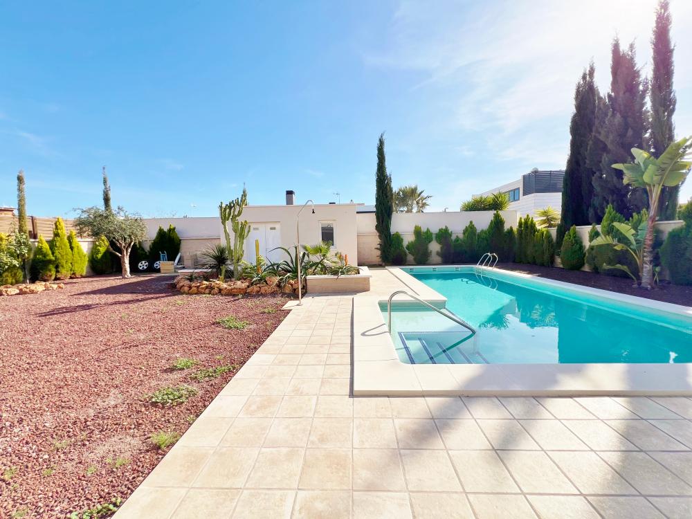  te koop villa Retamar Comarca Metropolitana De Almería 3