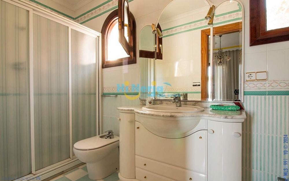  te koop villa Nerja Axarquía 16