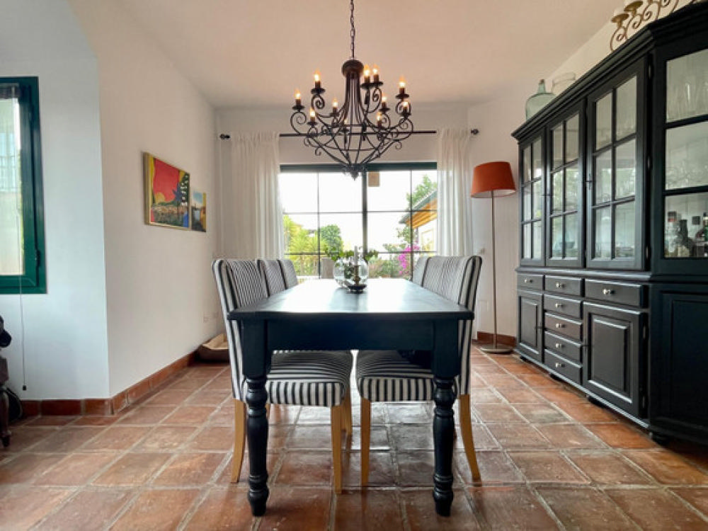  te koop twee-onder-een-kapwoning Calahonda Costa Del Sol Occidental 18
