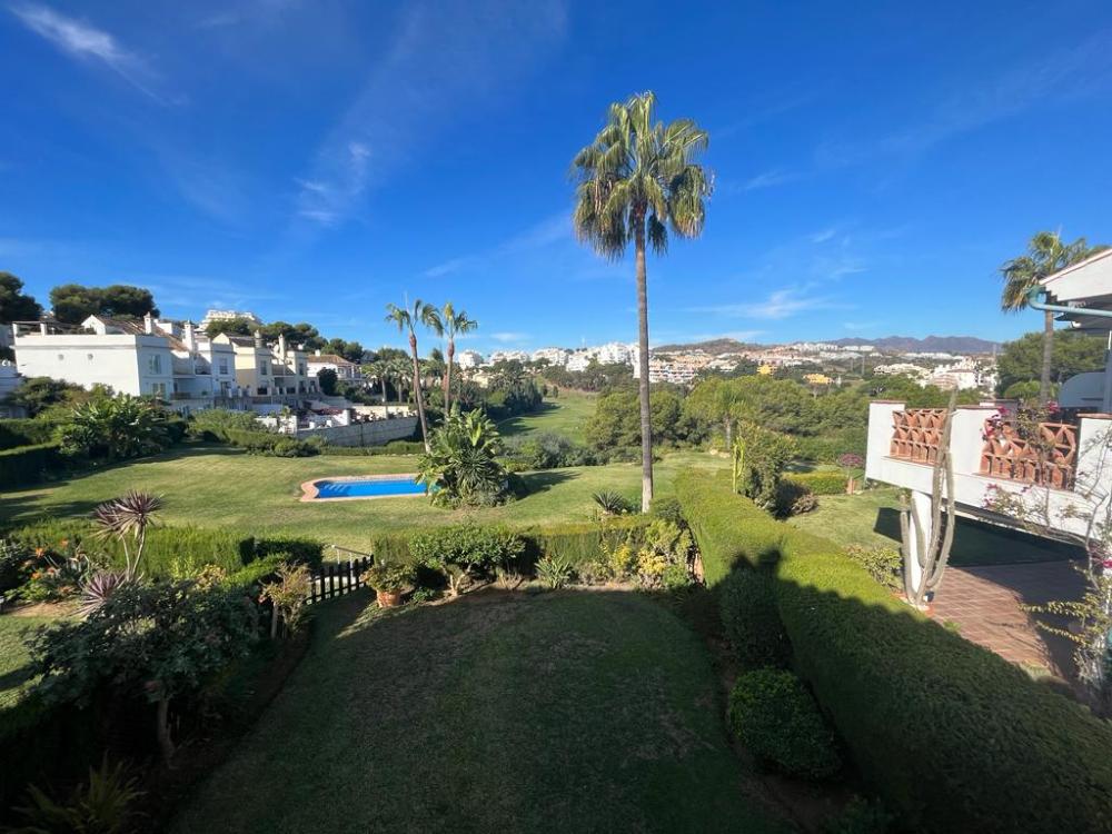  te koop twee-onder-een-kapwoning Calahonda Costa Del Sol Occidental 33
