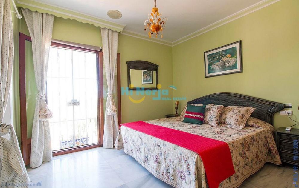  te koop villa Nerja Axarquía 13