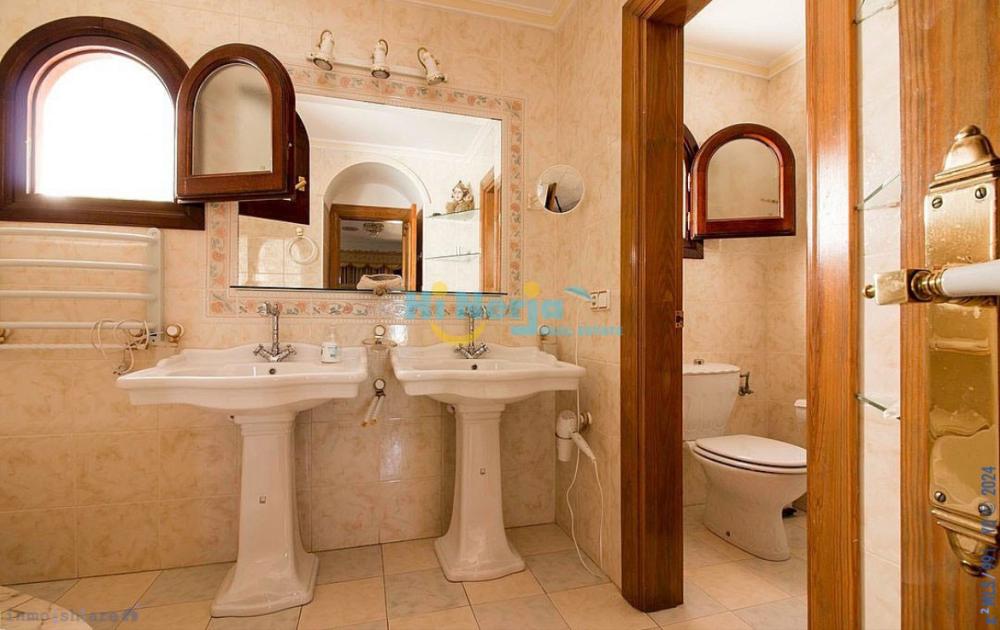  te koop villa Nerja Axarquía 15