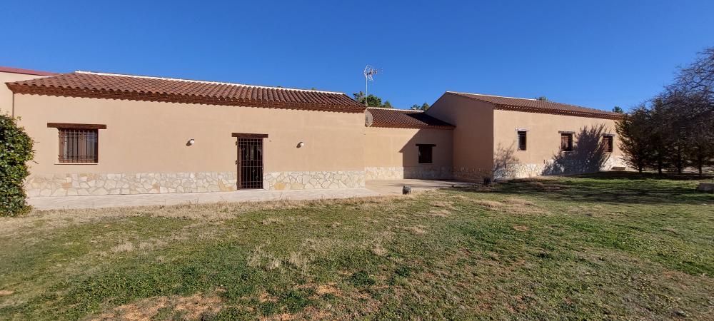  te koop huis Campillo De Altobuey Machuela 2