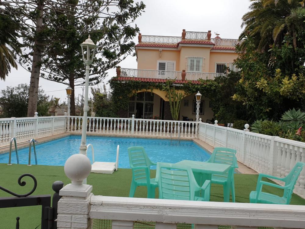  te koop villa Cambalud Área Norte 1