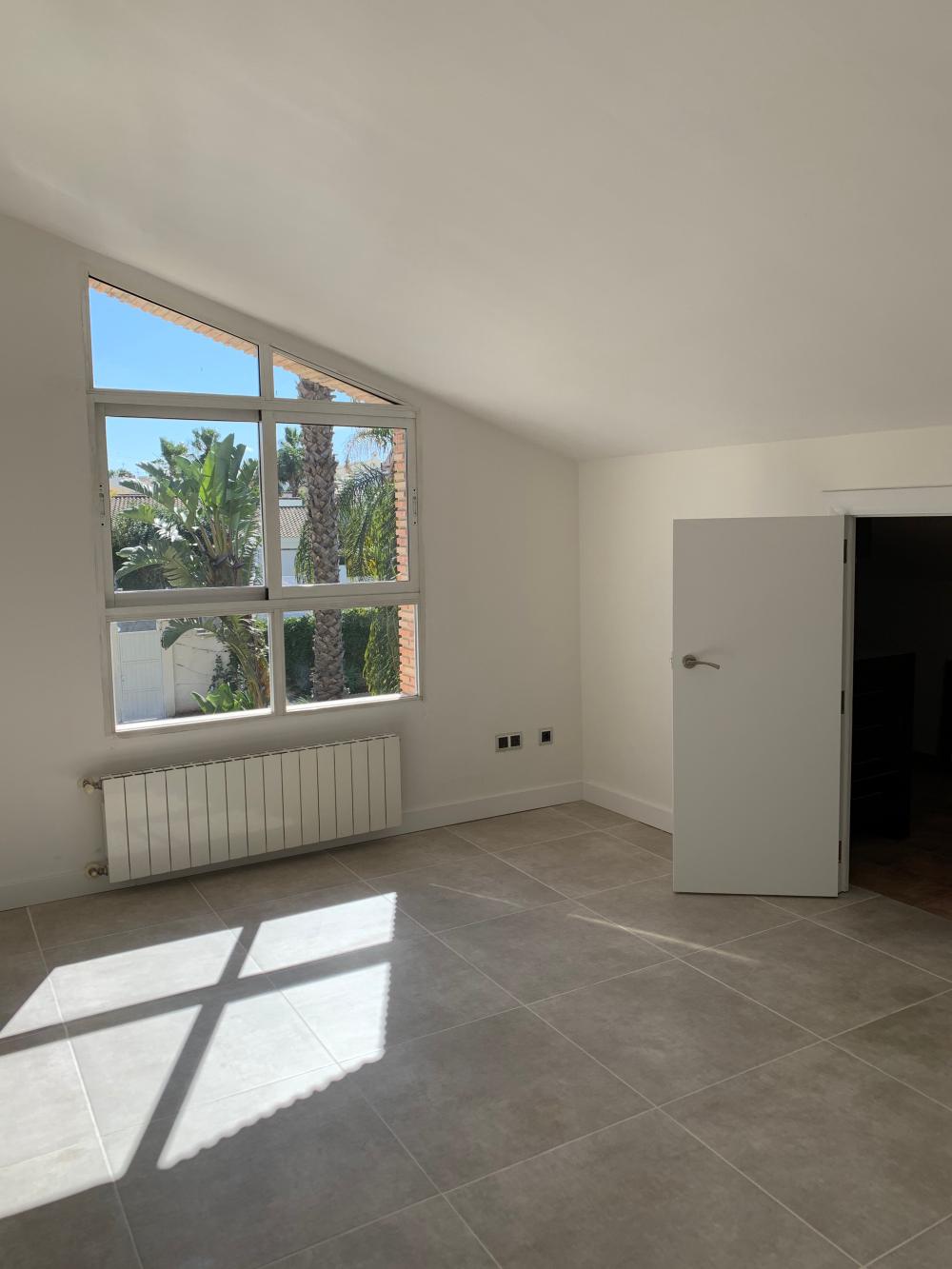 te koop villa San Antonio De Benagéber Camp De Túria 53