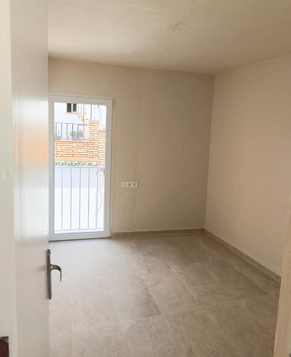  te koop rijtjeshuis Tolox Sierra De Las Nieves 8