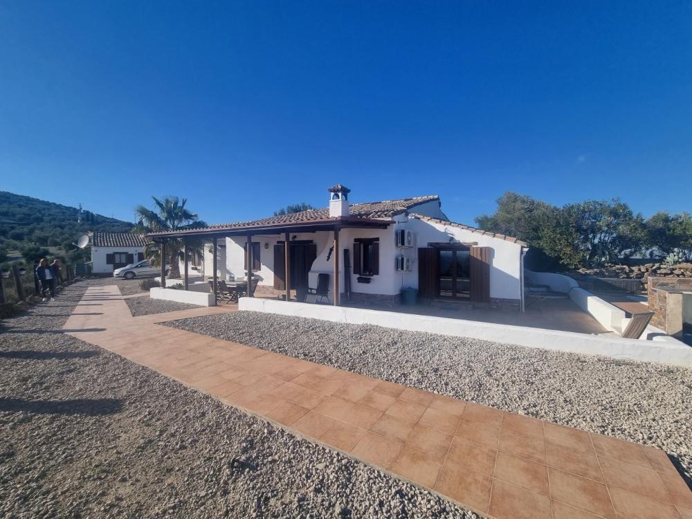  te koop boerderij Pruna Sierra Sur 1