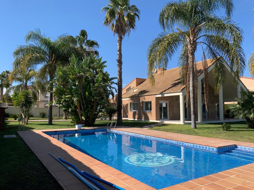  te koop villa San Antonio De Benagéber Camp De Túria 1