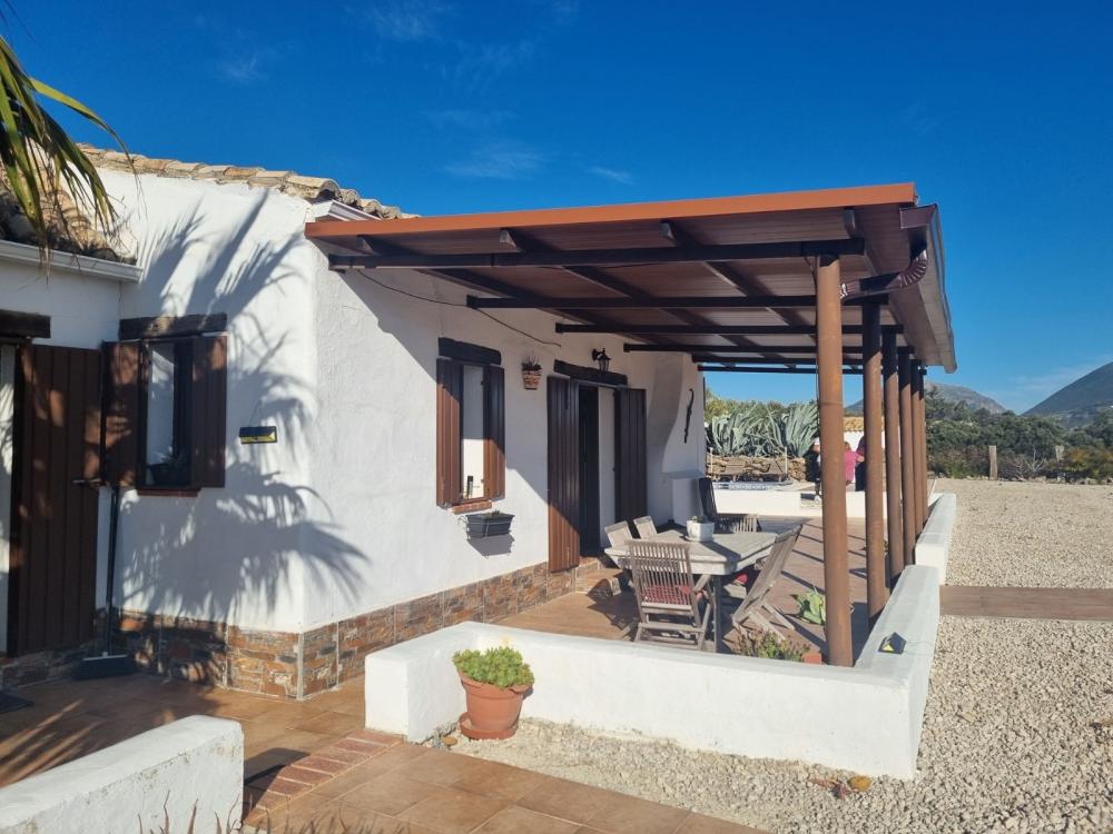 te koop boerderij Pruna Sierra Sur 2