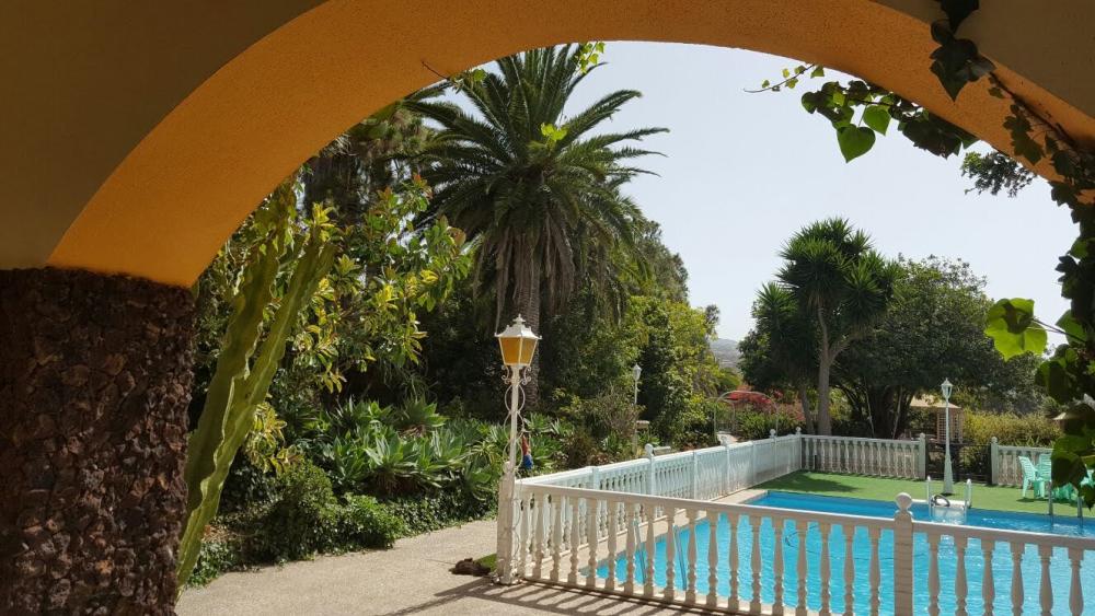  te koop villa Cambalud Área Norte 19