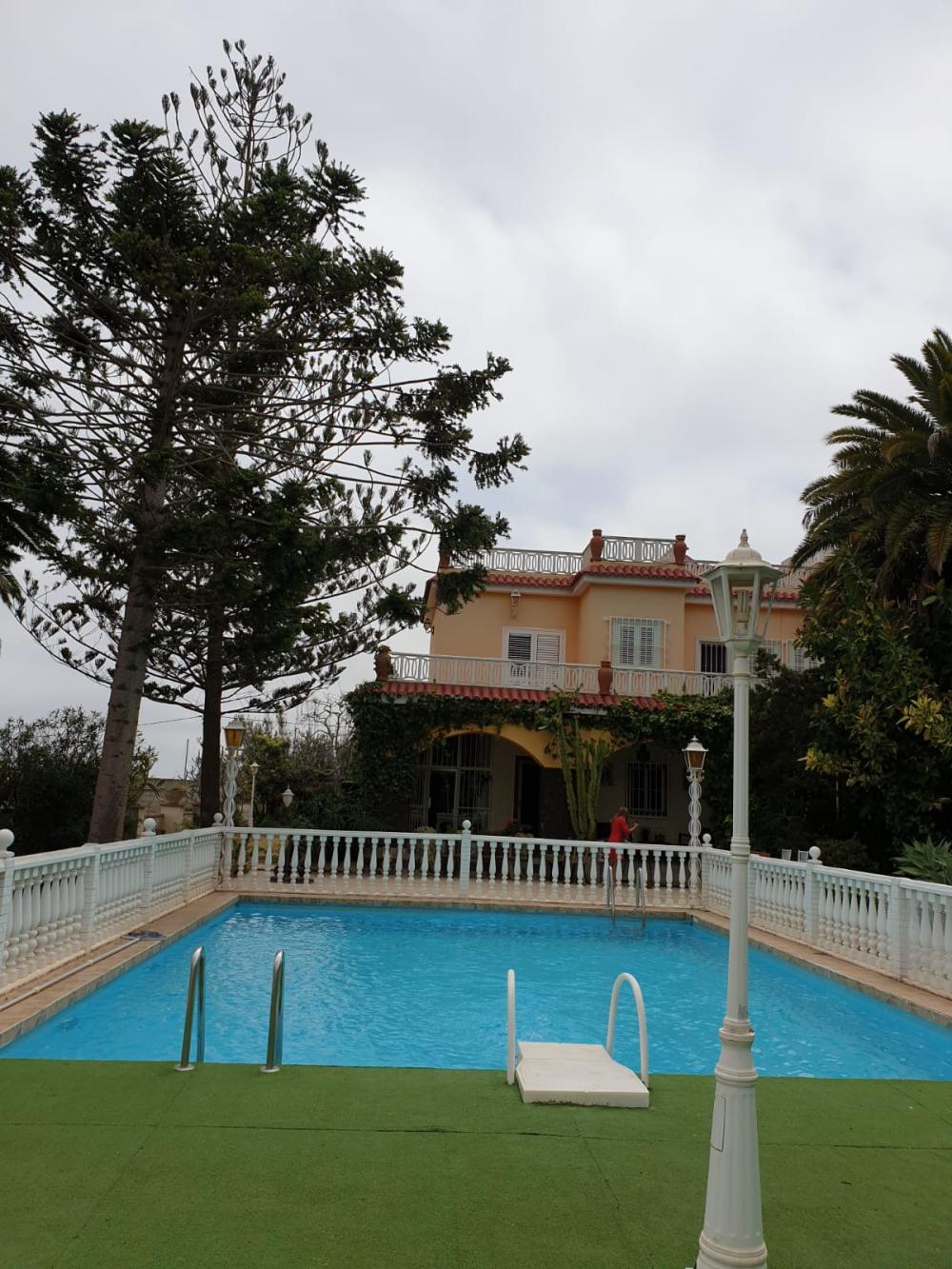  te koop villa Cambalud Área Norte 24