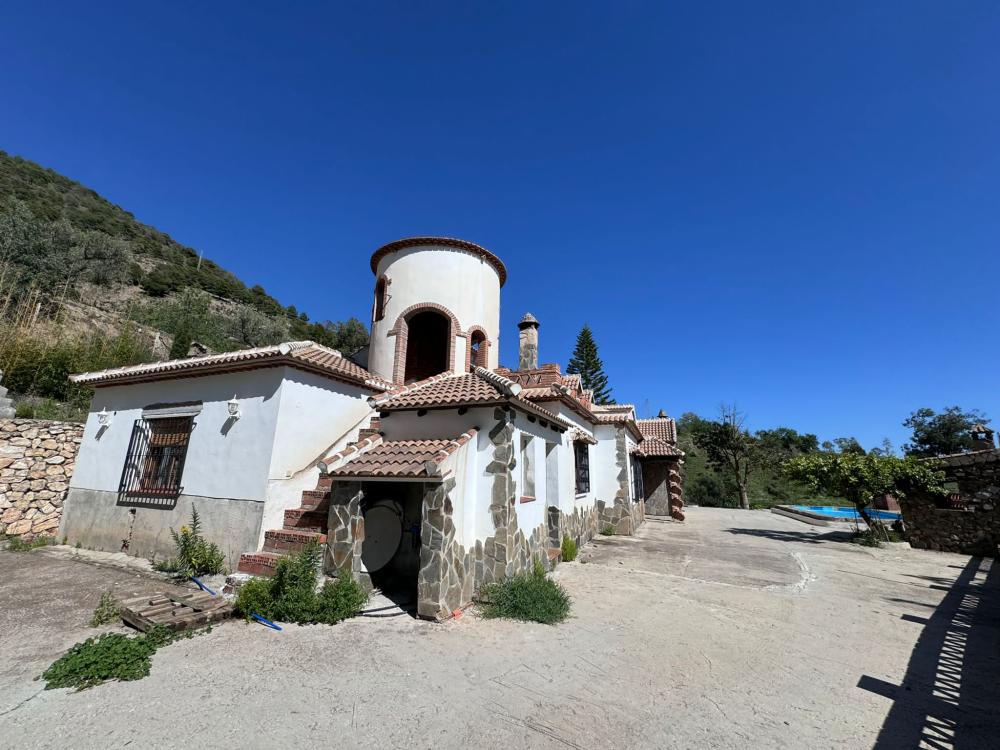 te koop boerderij Cómpeta Axarquía 4